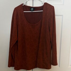 Bobeau Women's Long Sleeve Top in Rich Rust